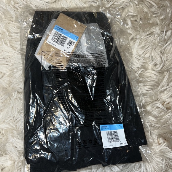 NIKE FOOTJOY GOLF SET WOMENS SIZE MEDIUM - BAG- SKIRT-JACKET- SHIRT - Picture 7 of 10